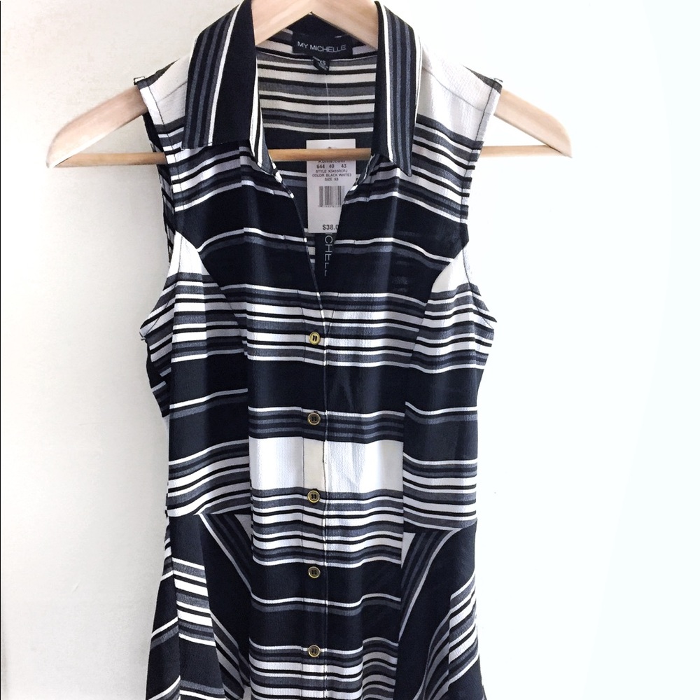 🎏SALE 🍁NWT Office peplum stripe top My Michelle