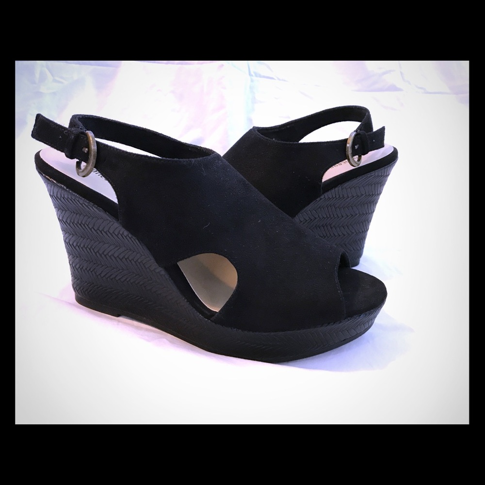 Black Suede Peep-Toe Sling Back Wedges (size 8)