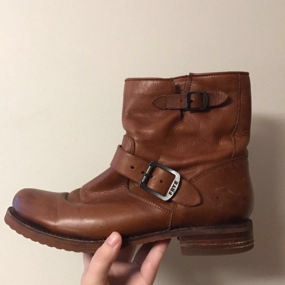 Frye Veronica Short Boot in Cognac Leather