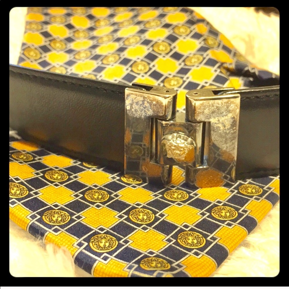 💕SOLD💕Versace Tie and Black Leather Belt - Picture 1 of 8