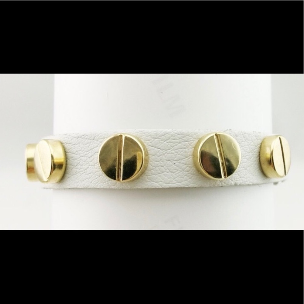 ⭐️3 for $16⭐️NWT White & Gold leather bracelet