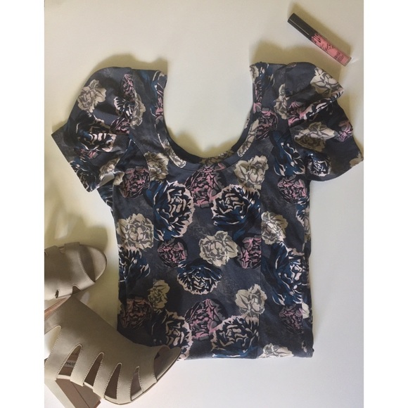 Frenchi Floral Bodycon Dress - Picture 2 of 5