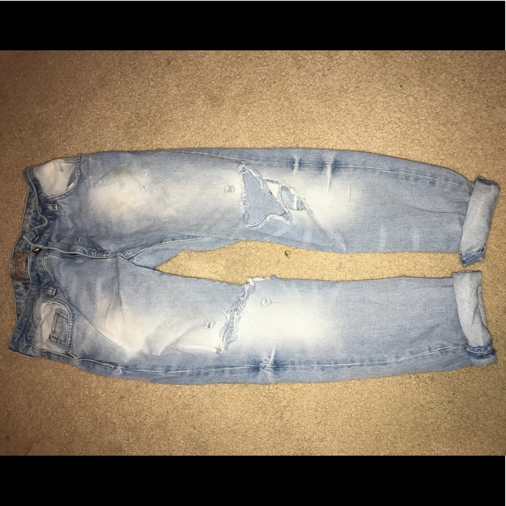 Zara distressed  lightwash boyfriend jeans