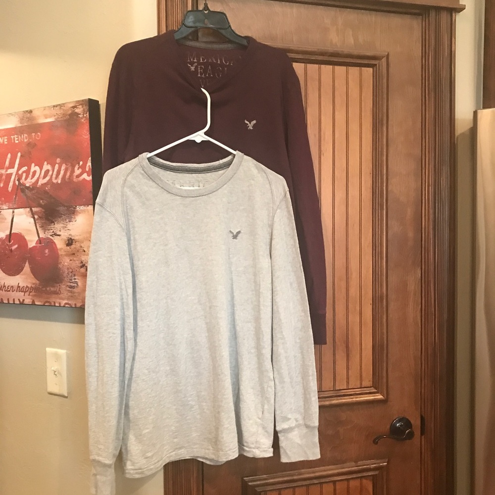 2 Large American Eagle Long Sleeve Tee