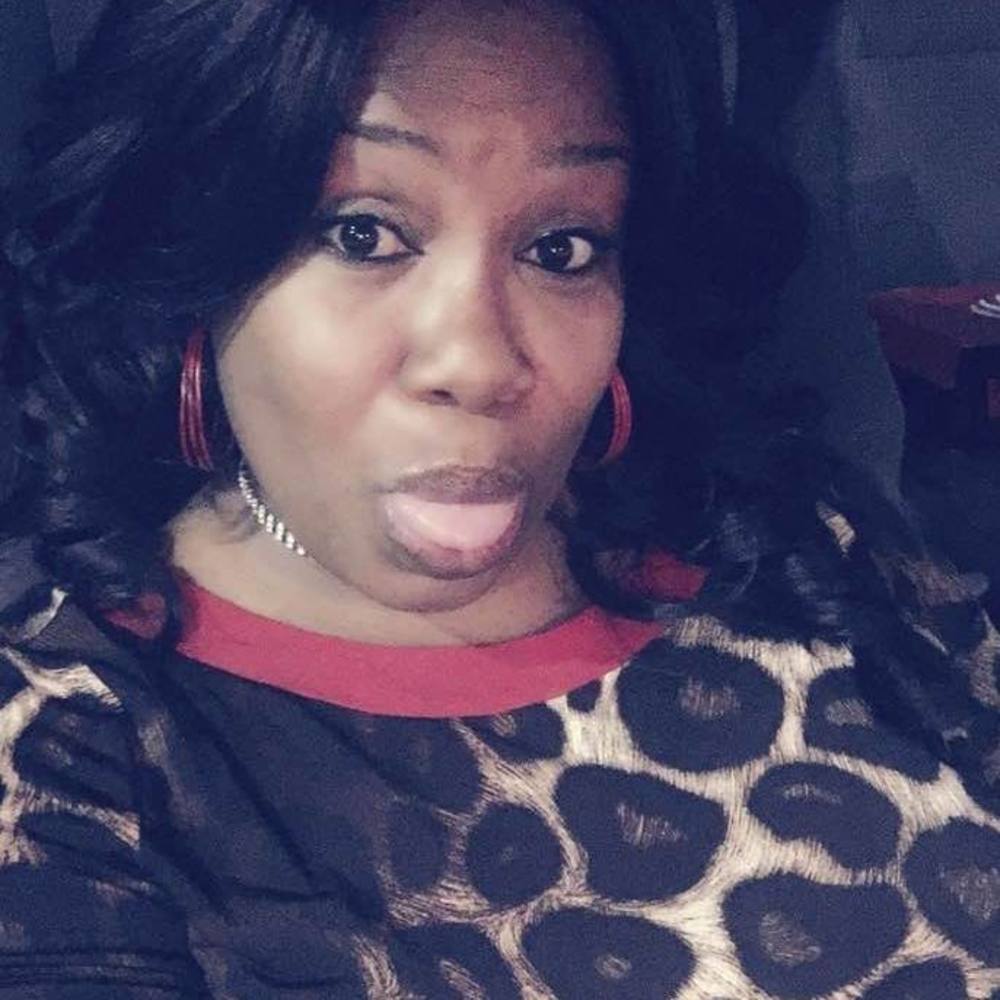 Meet your Posher, Mrsqueen