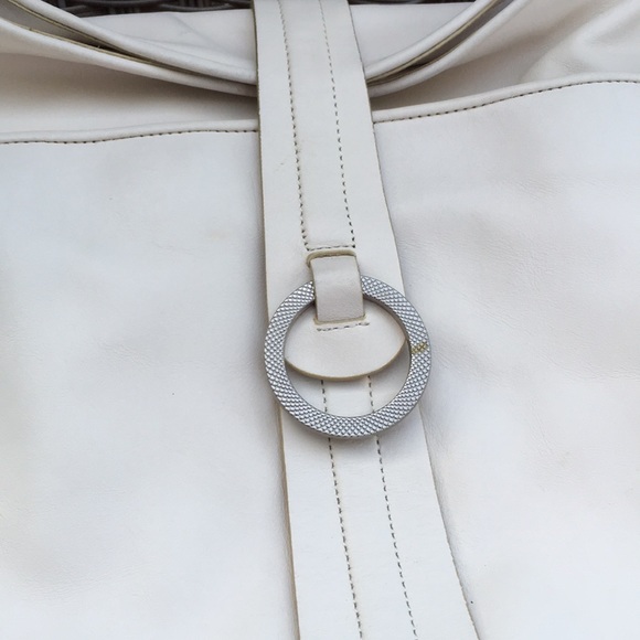 Ann Taylor creme outside pockets overlay strap - Picture 4 of 8