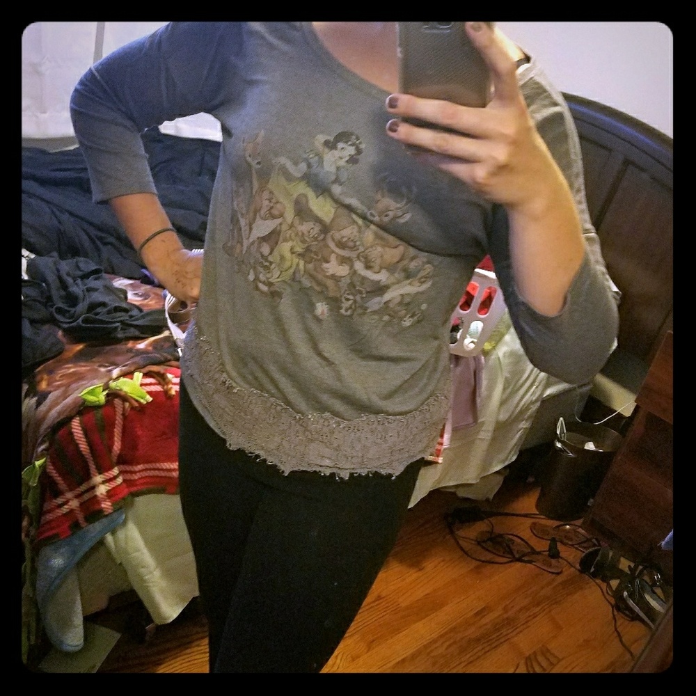 Long sleeve blouse with snow white