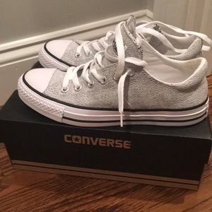 Converse white / black sneakers