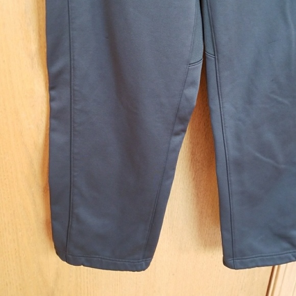 Guy's Nike Therma-fit sweats .... Medium - Picture 3 of 4