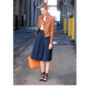 ZARA - Navy Midi Skirt 🍭🍭🍭🍭