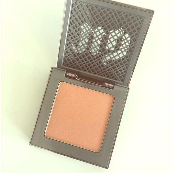 Urban Decay Other - Urban Decay blush in "Kinky"