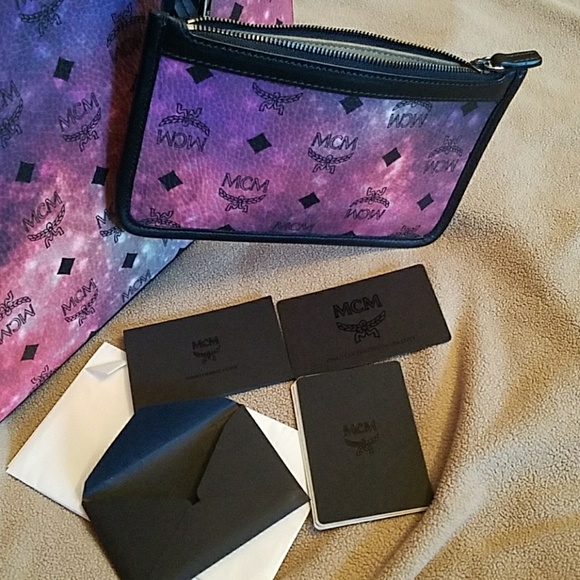 ⛔SOLD⛔MCM Galaxy Tote - Picture 3 of 4