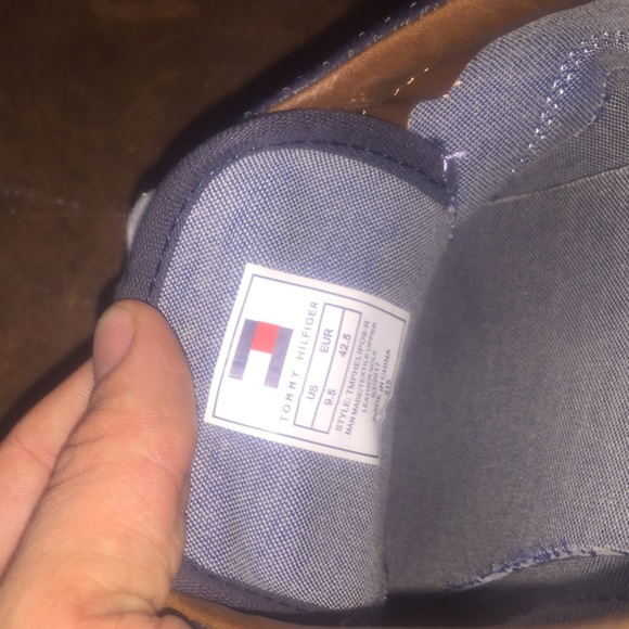 Tommy Hilfiger shoes - Picture 2 of 6