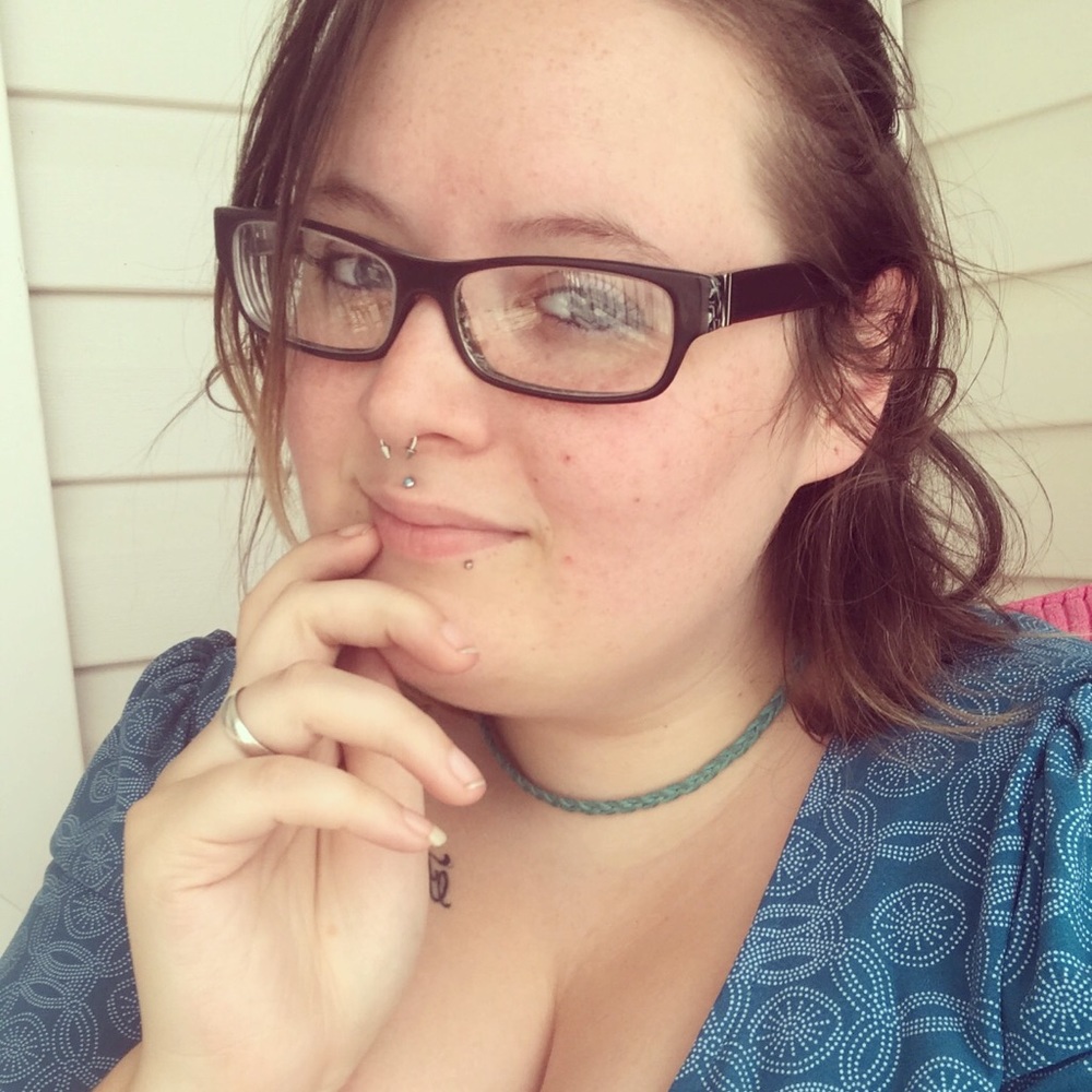 Meet your Posher, Alyssa