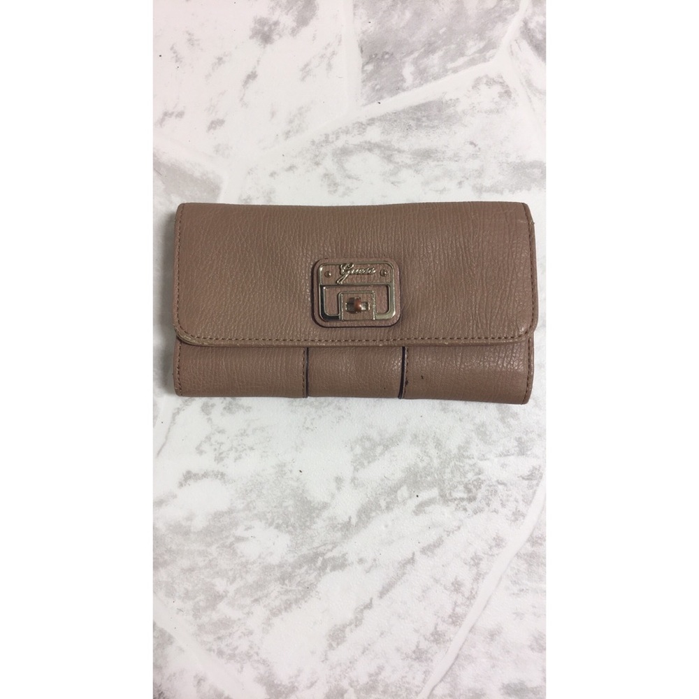 ❌SOLD.❌Guess wallet.