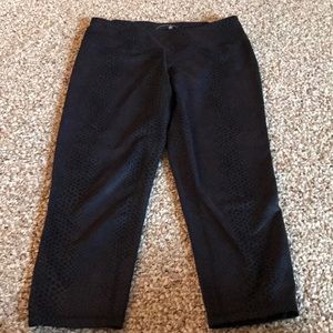 Tangerine Black Capri Leggings