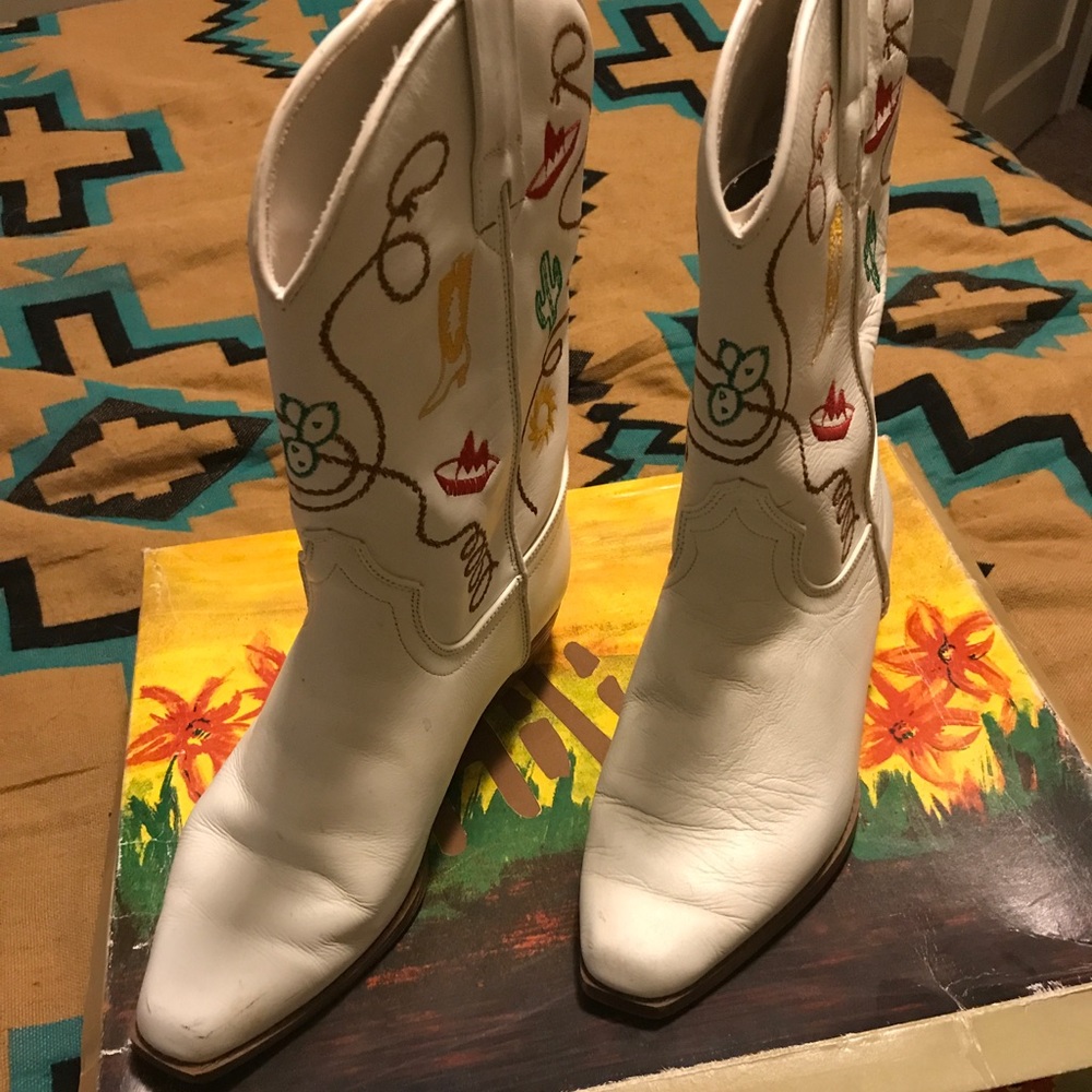 Vintage Chilis Boots