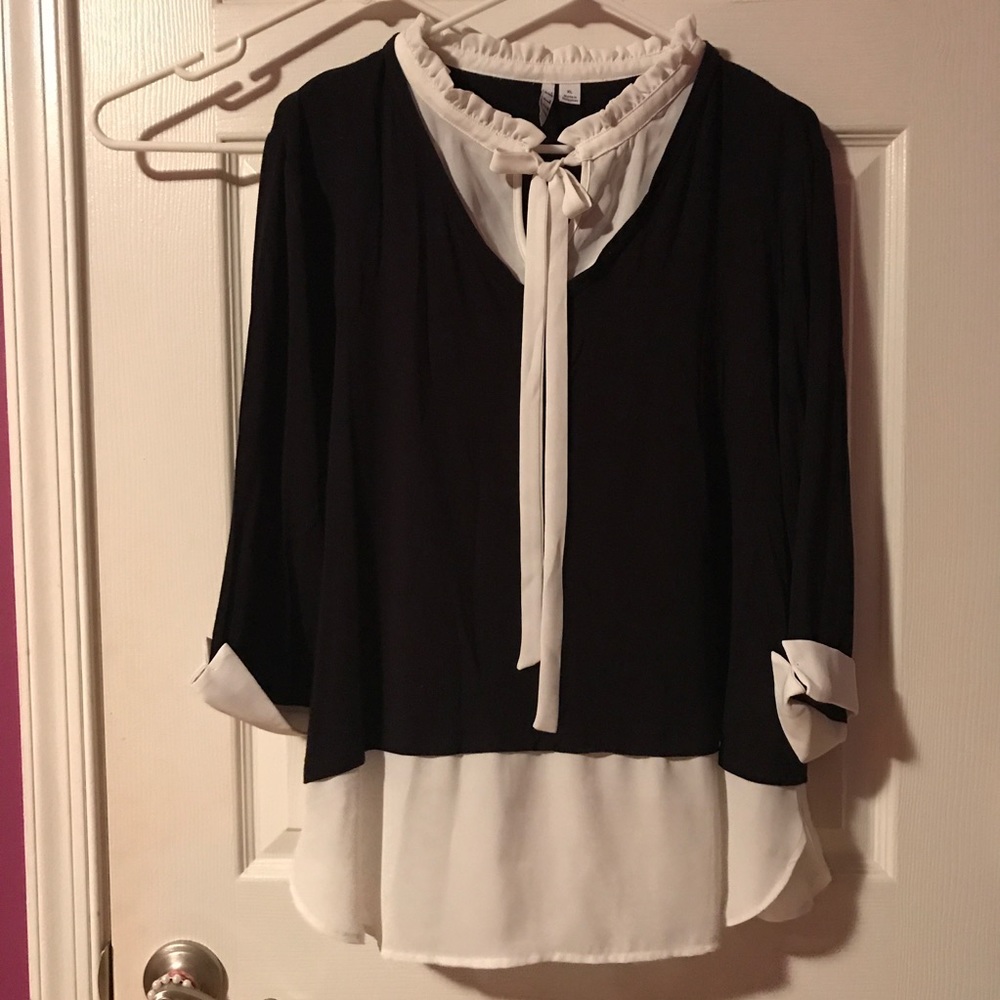 Elle Blouse