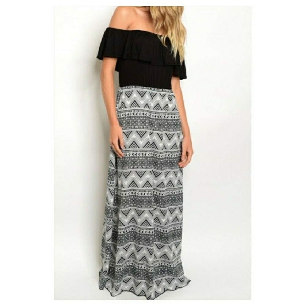 Off the Shoulder Maxi Dress