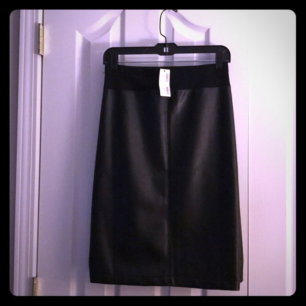 Avenue Faux Leather Skirt