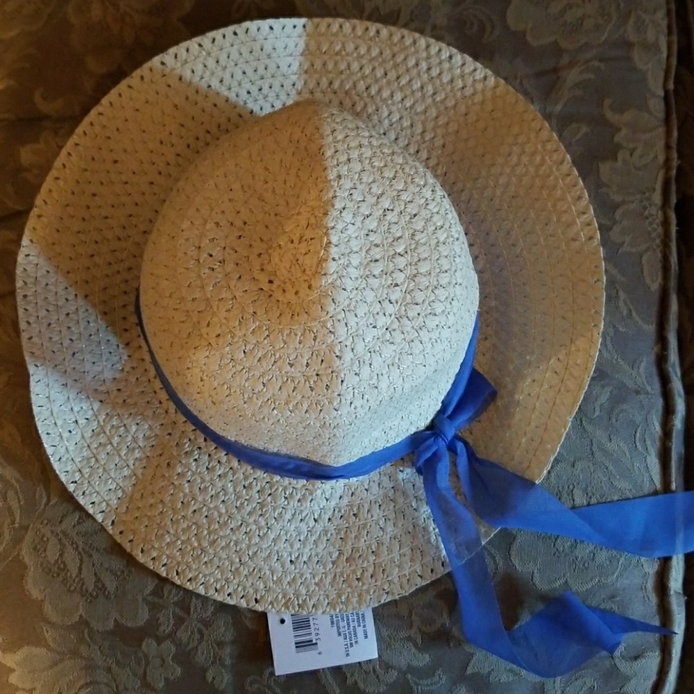 Straw hat