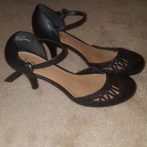 Mia Valencia d'orsay ankle strap pumps