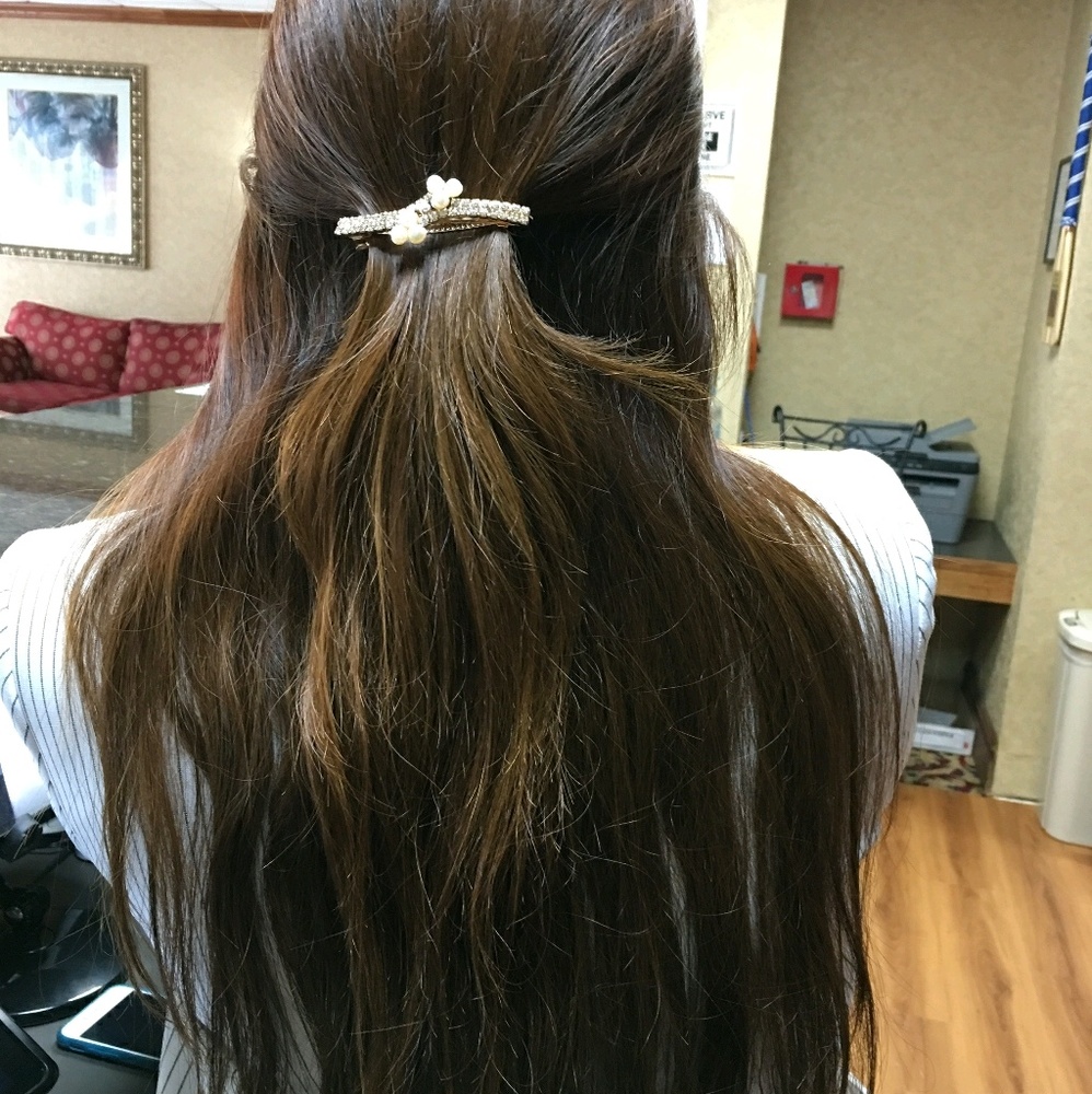 Meet your Posher, Imee