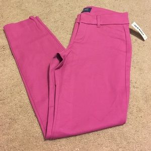 NWT Old Navy Mid-Rise Pixie Ankle Length