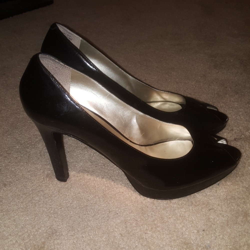 Nine west patent platform peep toe pumps