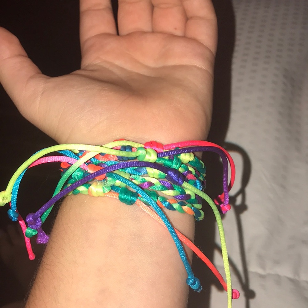 5 set string breaded bracelets - Picture 2 of 4