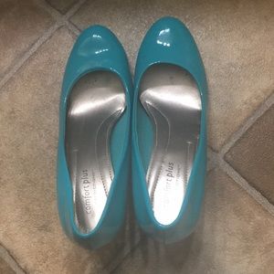 Teal Mid Height Pumps
