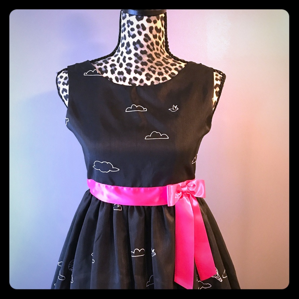 Girls Vintage Style Dress