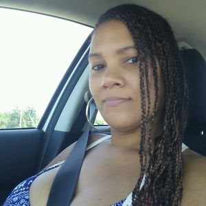 Meet your Posher, Lakisha