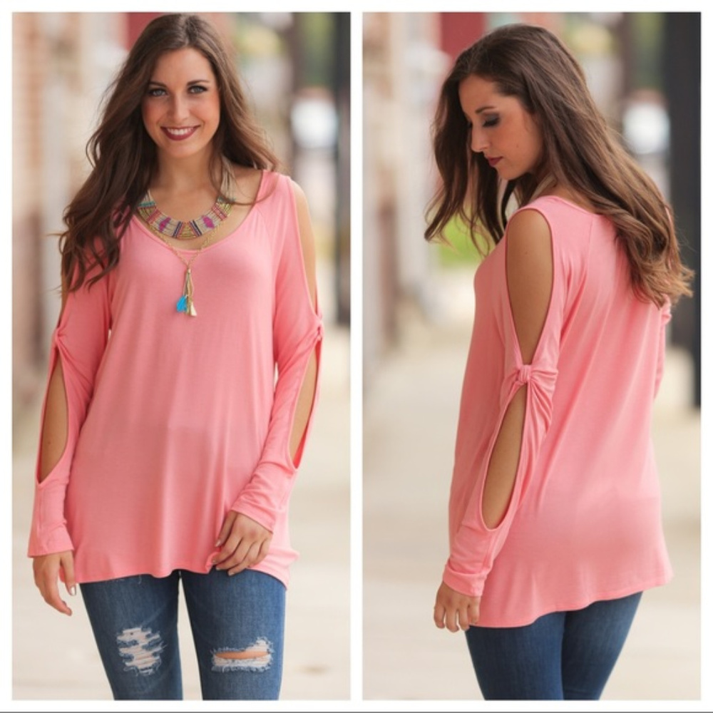 Clearance! Cold Shoulder open sleeve top