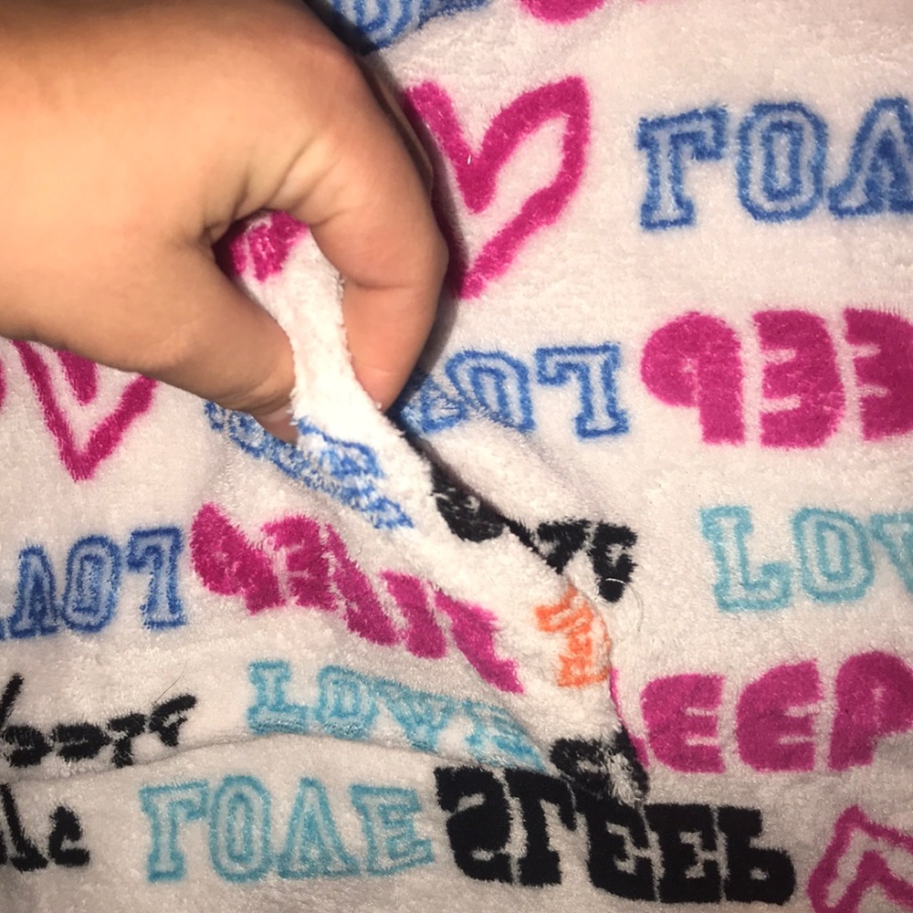 Fuzzy robe. - Picture 3 of 3