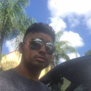 Meet your Posher, Gabriel