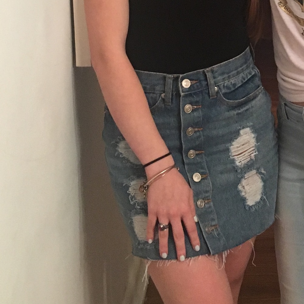 WORN ONCE Distressed Medium Wash Button Down Skirt