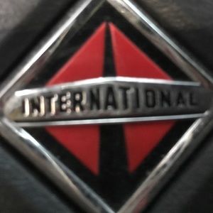 Meet your Posher, Edward