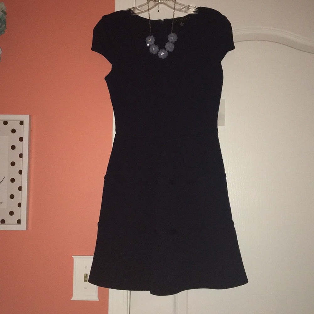 *BRAND NEW* Navy blue dress & necklace bundle!!