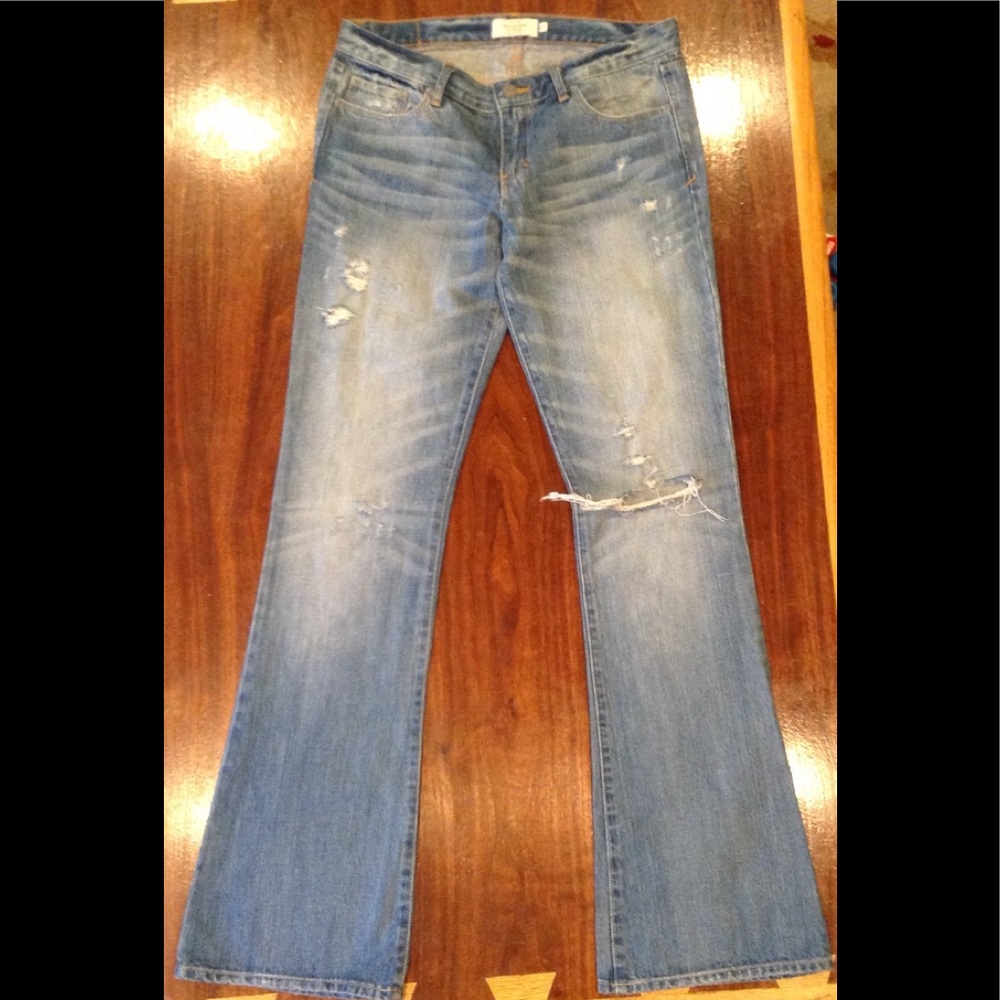 Abercrombie and Fitch distressed Madison jeans 6 L