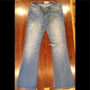 Abercrombie and Fitch distressed Madison jeans 6 L