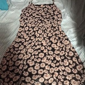 Women's Daisy print Dress size Large