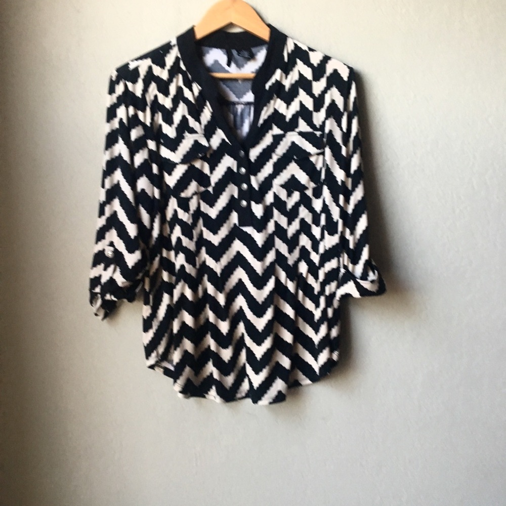 Chevron top