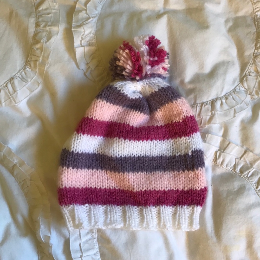 pom pom beanie