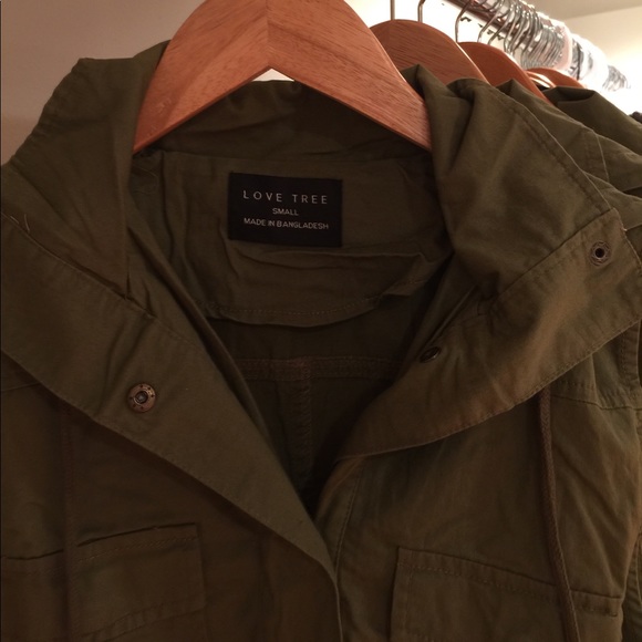 ONLY 1 LEFT😪 Olive Utility Vest - Picture 2 of 2