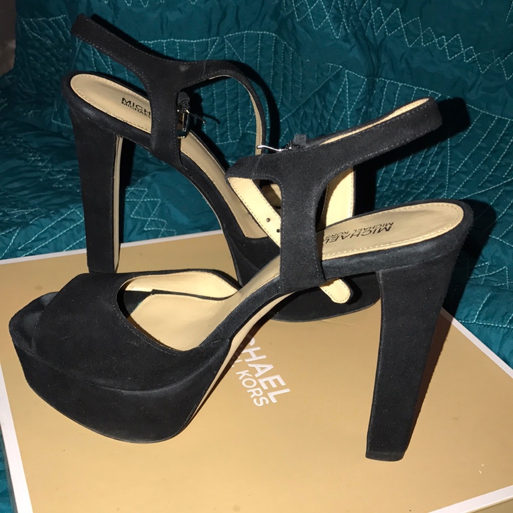 Original Michael kors black wheels
