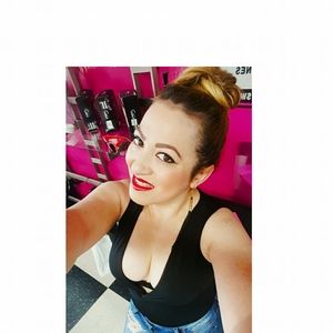 Meet your Posher, Alexandra