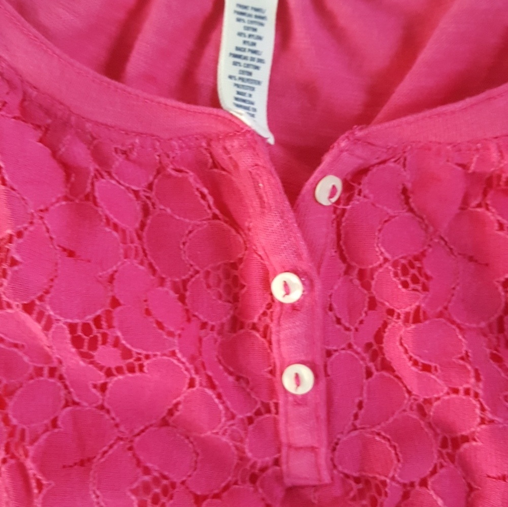 Woman short sleeve shirt