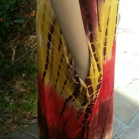 PLUS SIZE MAXI DRESS - Picture 4 of 6