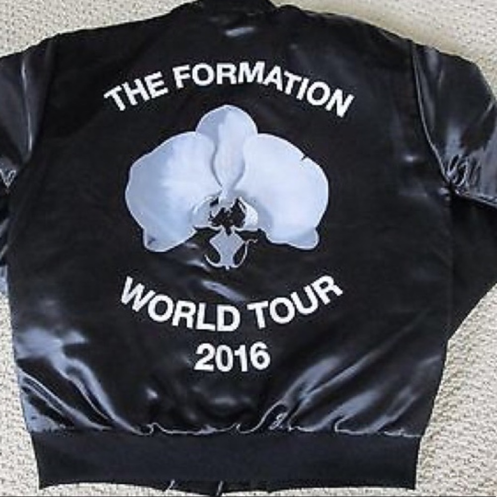 *FLASH SALE* RARE BEYONCÉ FORMATION TOUR JACKET SIZE SMALL